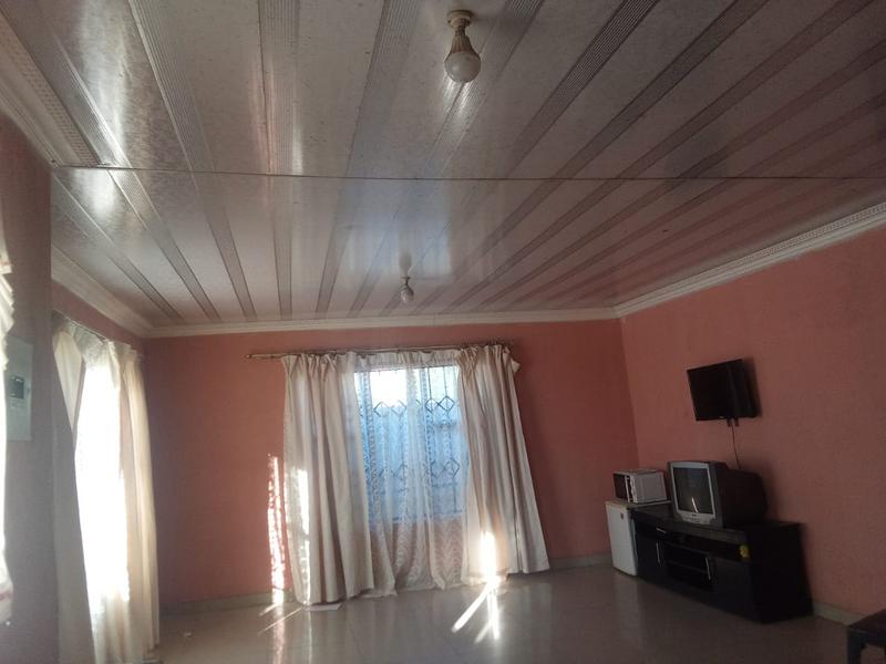 5 Bedroom Property for Sale in Mabopane North West